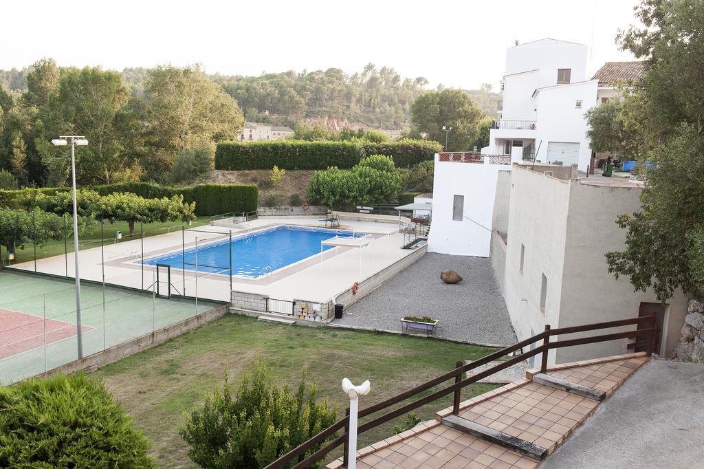 Hotel La Masia Pont de Molins Ngoại thất bức ảnh